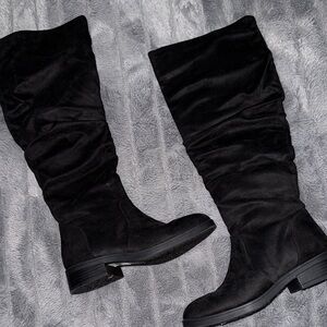 Elegant Black Knee-High Women's Boots
